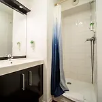 Residhotel St Etienne Centre 아파트호텔 2*