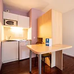 Residhotel St Etienne Centre 아파트호텔 2*