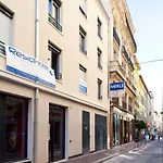 Residhotel St Etienne Centre 아파트호텔 2*