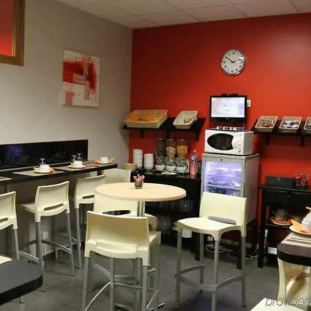 Residhotel St Etienne Centre Apart Otel 2*