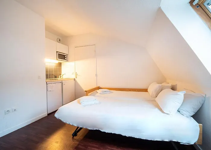Residhotel St Etienne Centre 2*