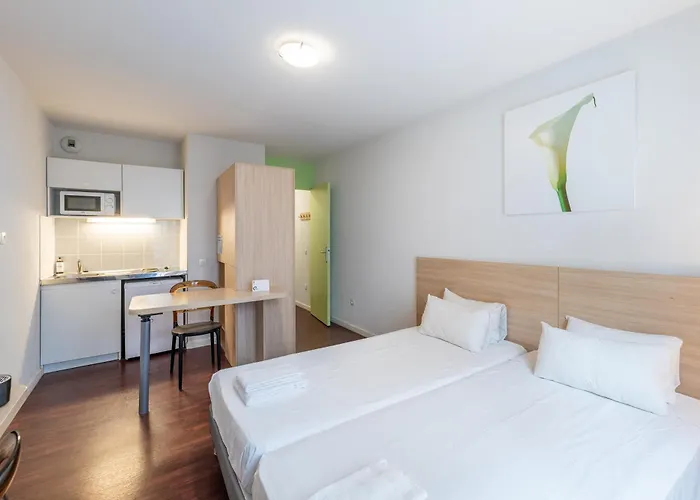 Residhotel St Etienne Centre Hotel apartamentowy