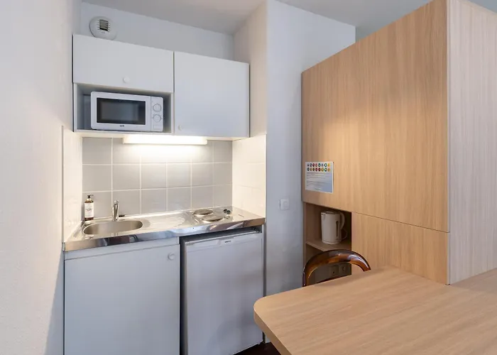 Hotel apartamentowy Residhotel St Etienne Centre Saint-Etienne (Loire)
