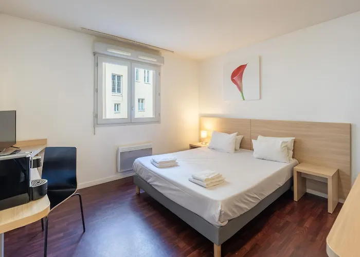 Residhotel St Etienne Centre Hotel apartamentowy