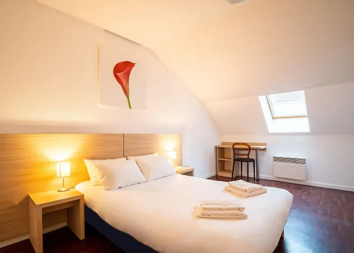 Hotel apartamentowy Residhotel St Etienne Centre