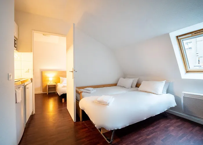 Hotel apartamentowy Residhotel St Etienne Centre