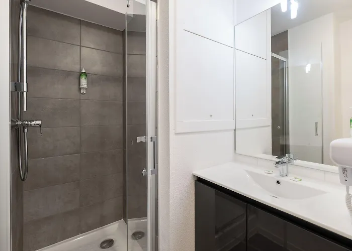 Residhotel St Etienne Centre Hotel apartamentowy
