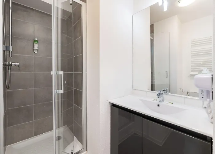 Residhotel St Etienne Centre 2*