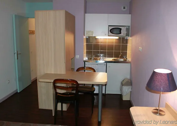 Residhotel St Etienne Centre Hotel apartamentowy