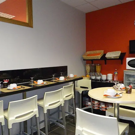 Residhotel St Etienne Centre 2*