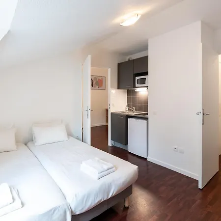 Residhotel St Etienne Centre 2*